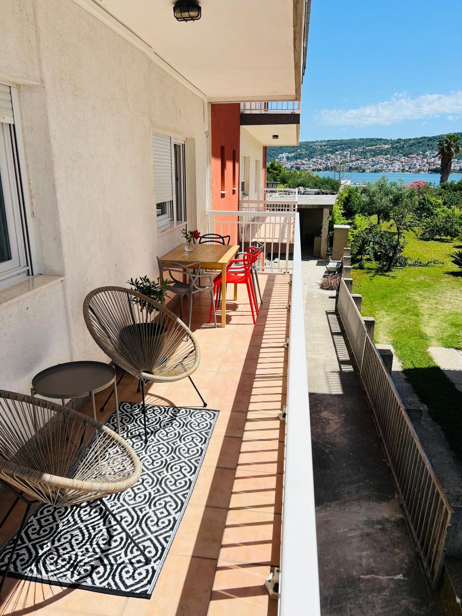 Apartments Zora Trogir Eksteriør billede